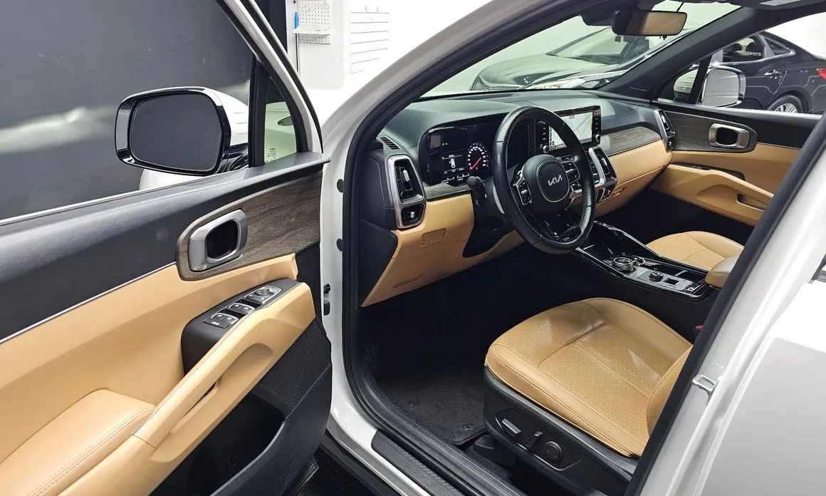 Kia Sorento — фото 6