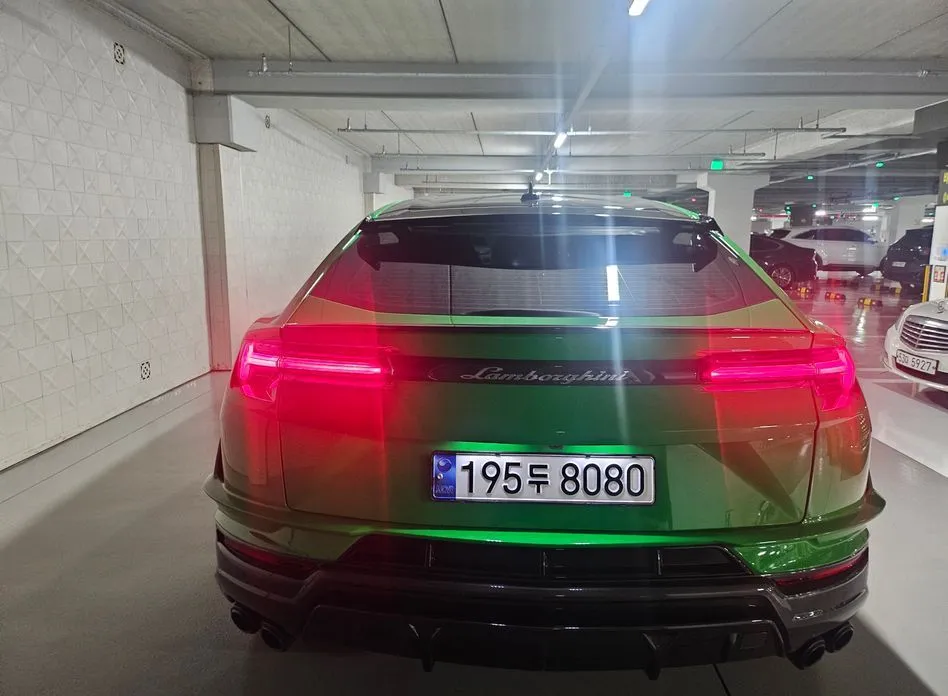 Lamborghini Urus — фото 6