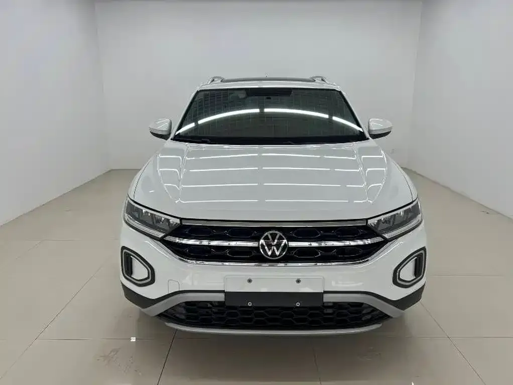 Volkswagen T-Roc — фото 4