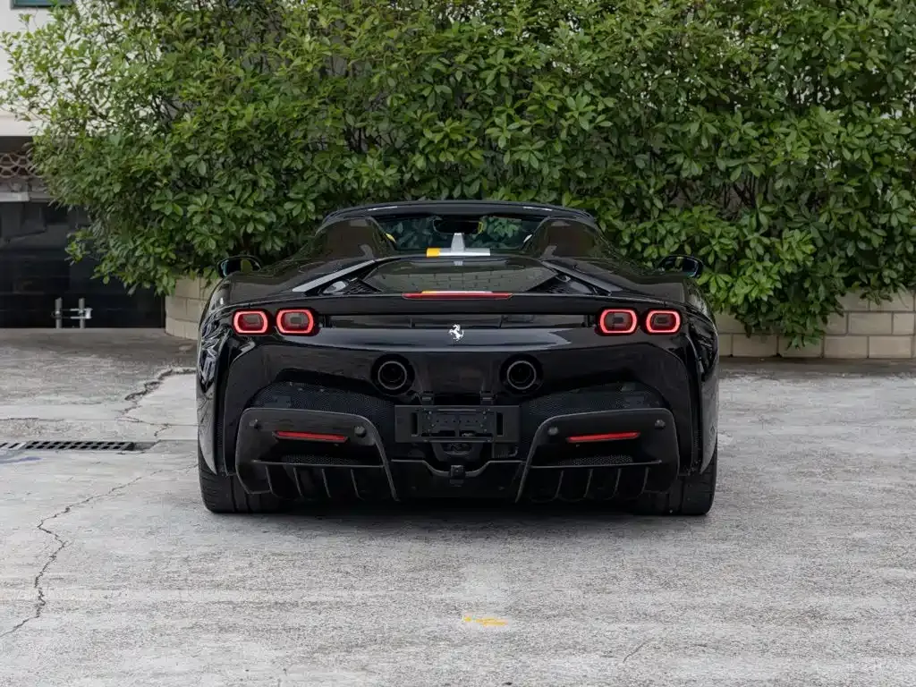 Ferrari SF90 — фото 9