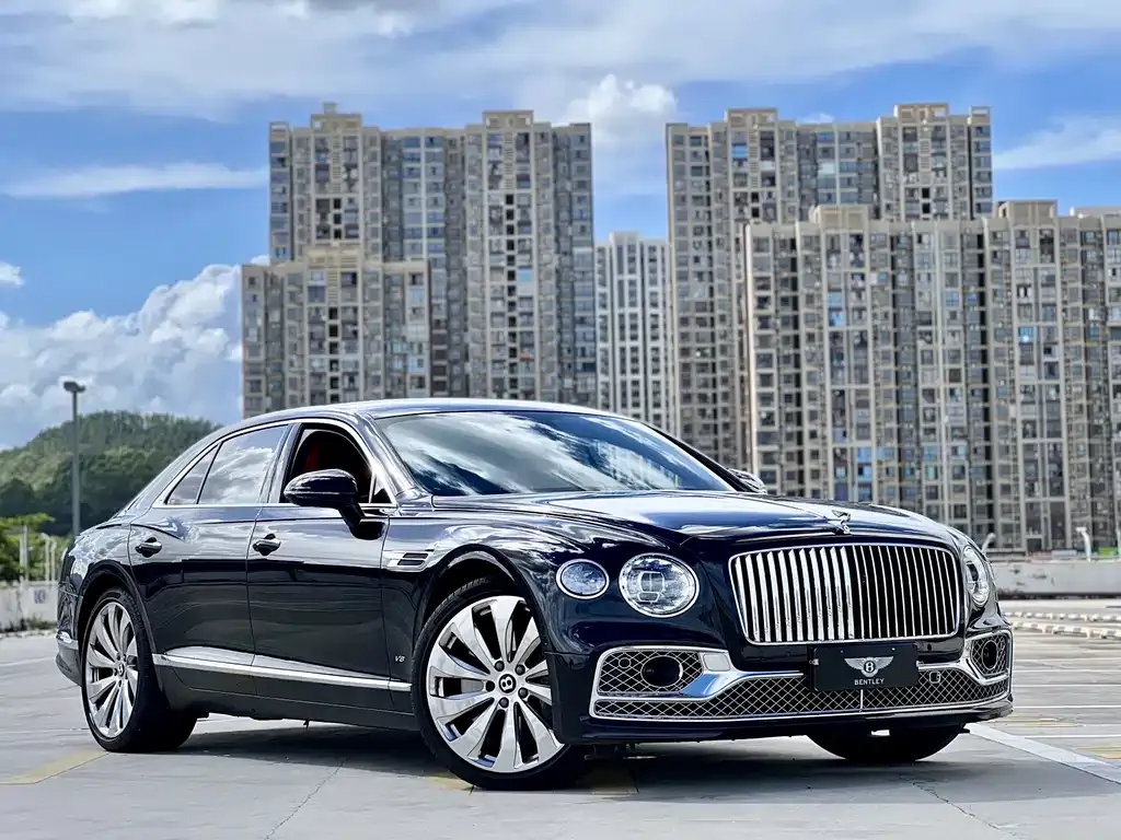 Bentley Flying Spur — фото 8