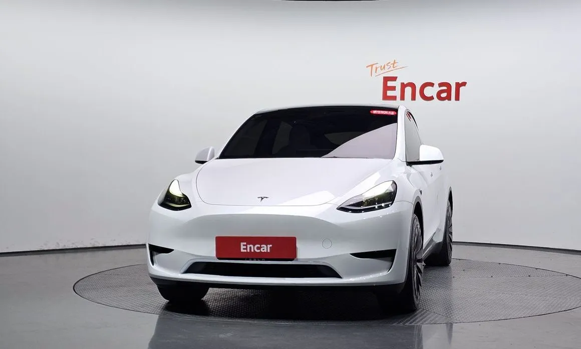 Tesla Model Y — фото 7