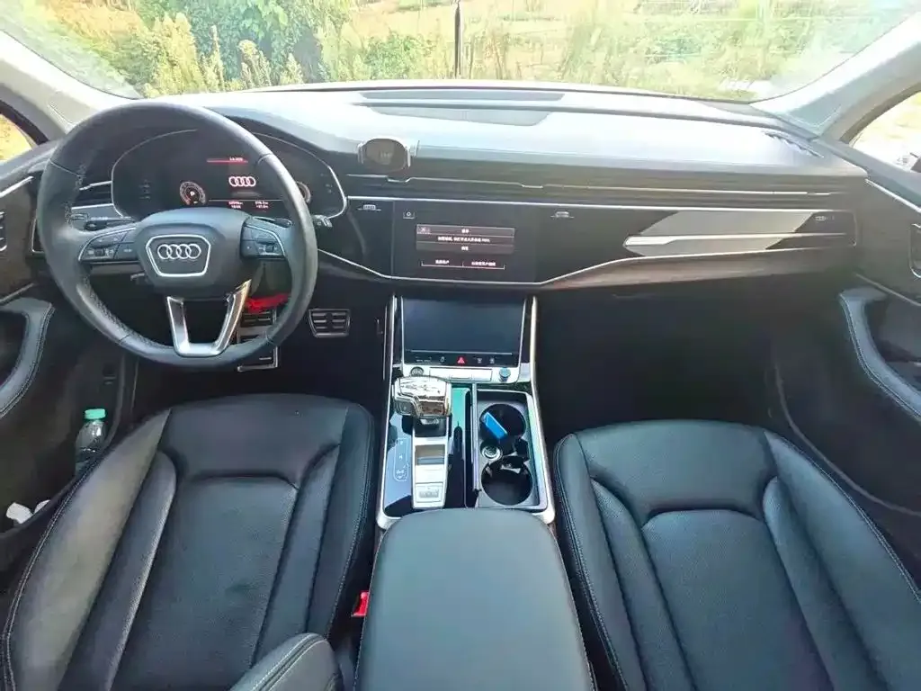Audi Q7 — фото 2