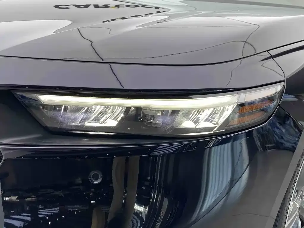 Honda Accord — фото 7