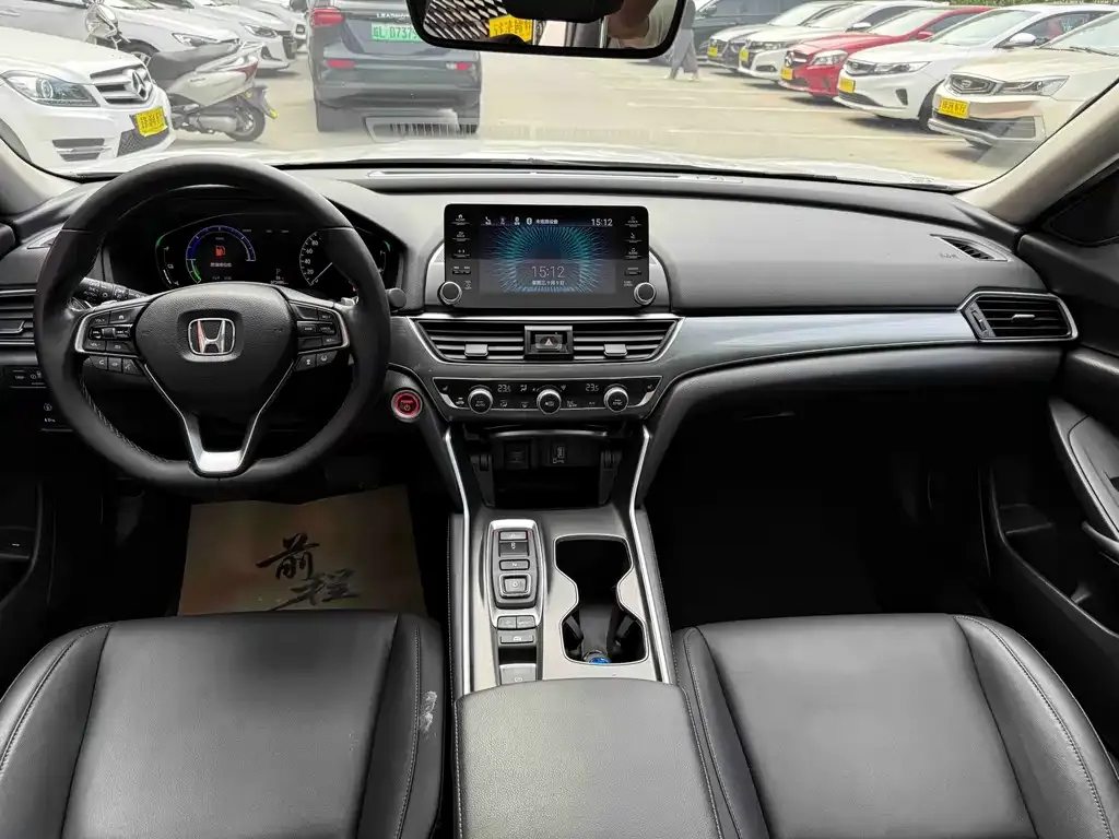 Honda Accord — фото 2