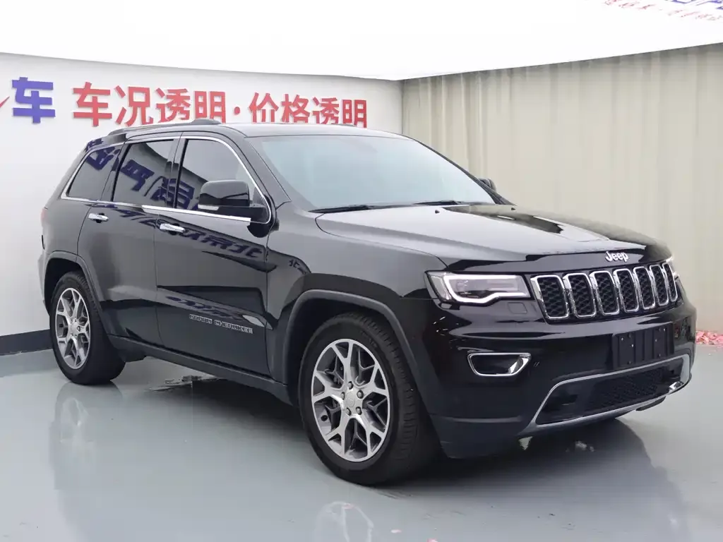 Jeep Grand Cherokee (Import) — фото 8