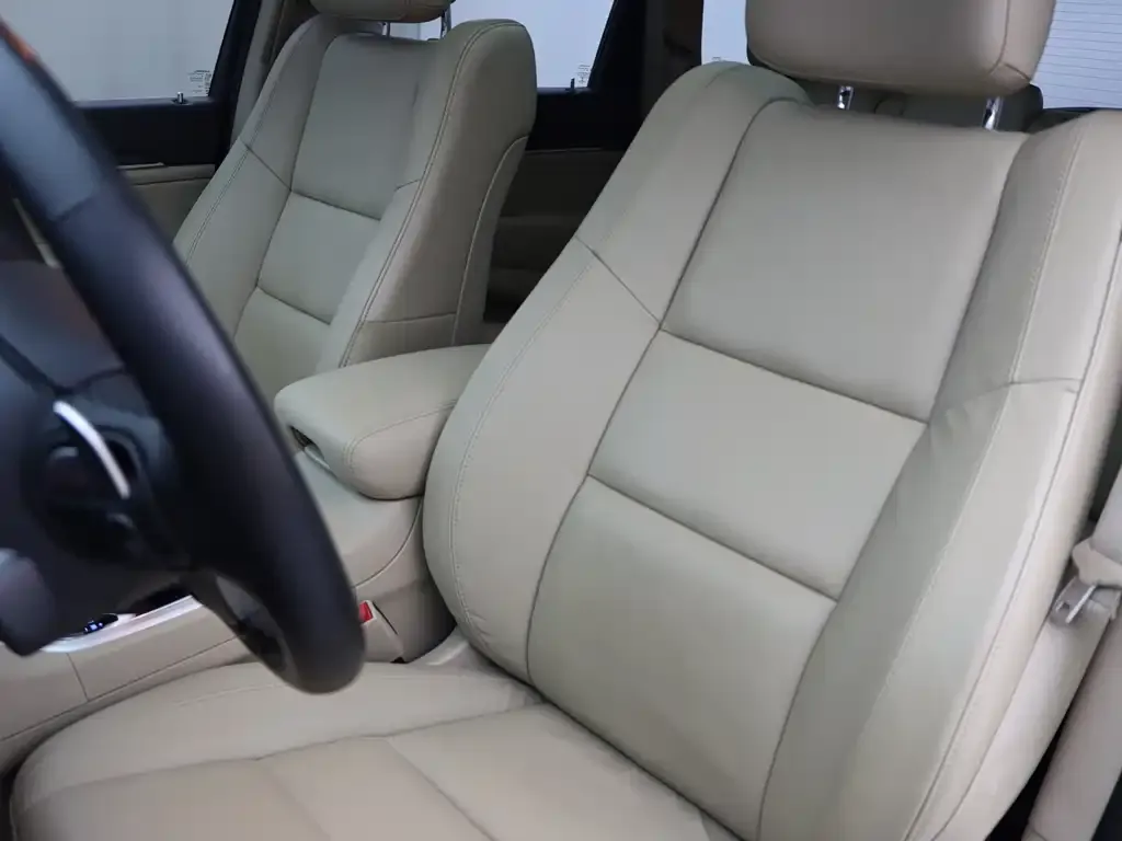 Jeep Grand Cherokee (Import) — фото 10