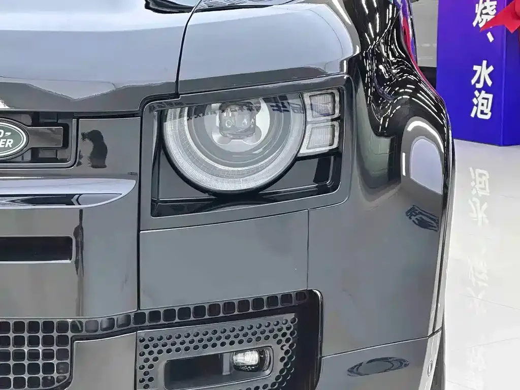 Land Rover Defender — фото 3