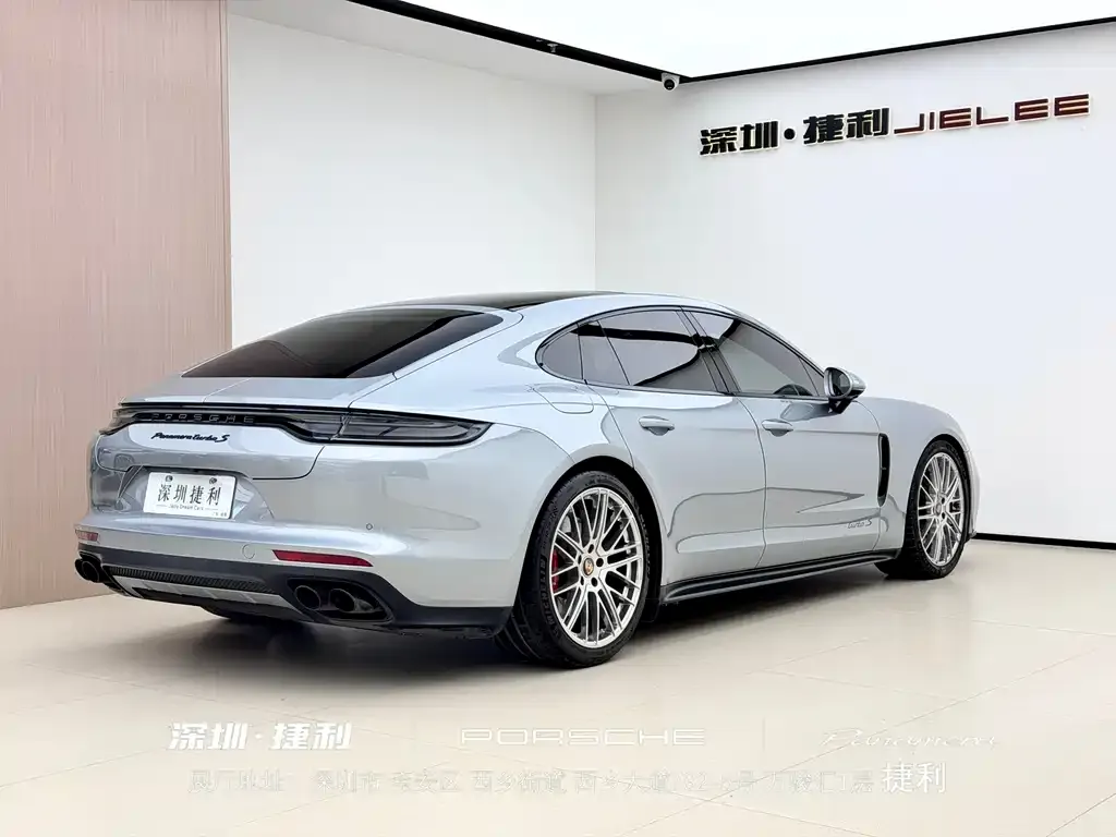 Porsche Panamera — фото 7