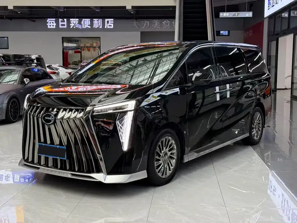 GAC Motor Trumpchi M8 — фото 1