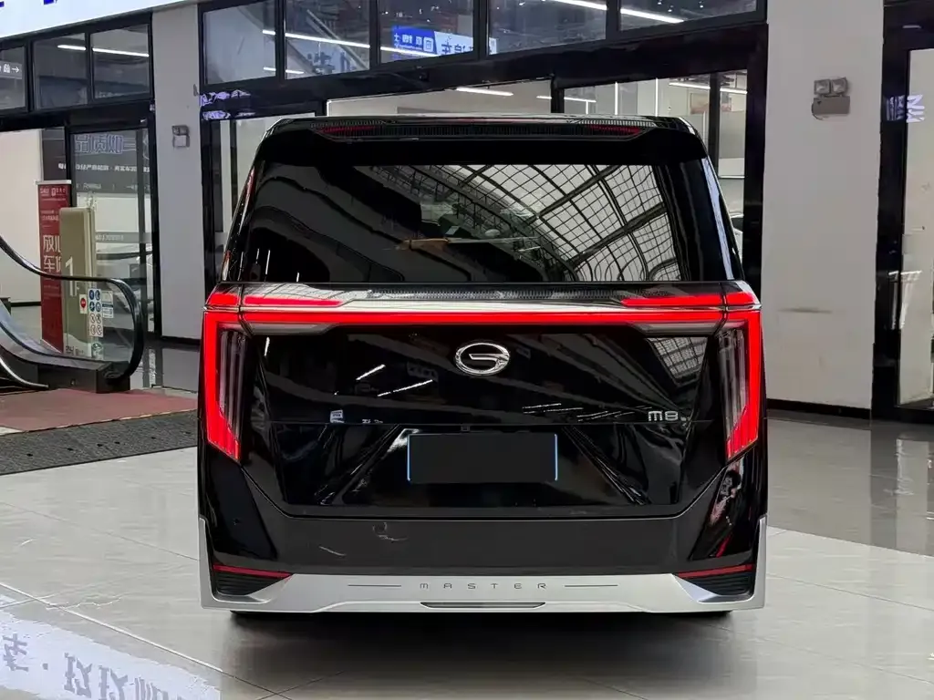 GAC Motor Trumpchi M8 — фото 10