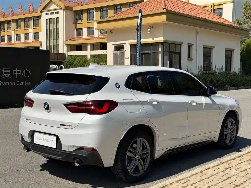BMW X2 — фото 10