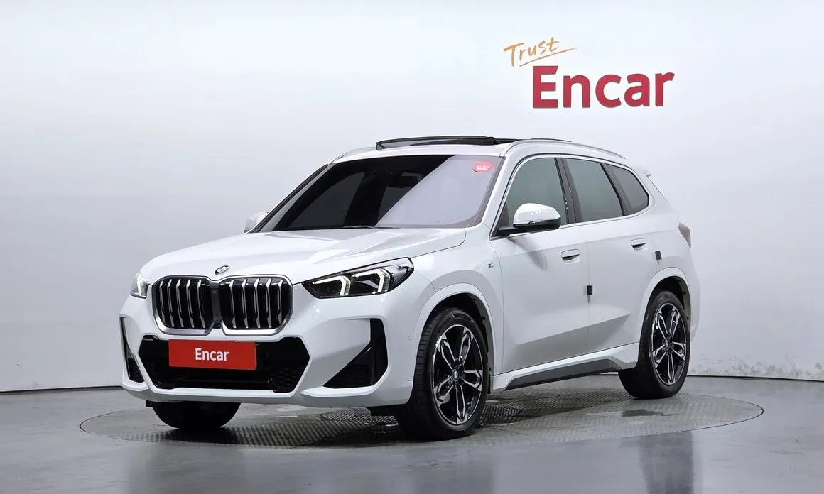 BMW X1 — фото 1