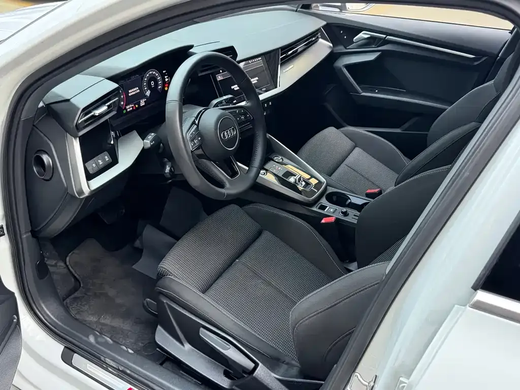 Audi A3 — фото 2