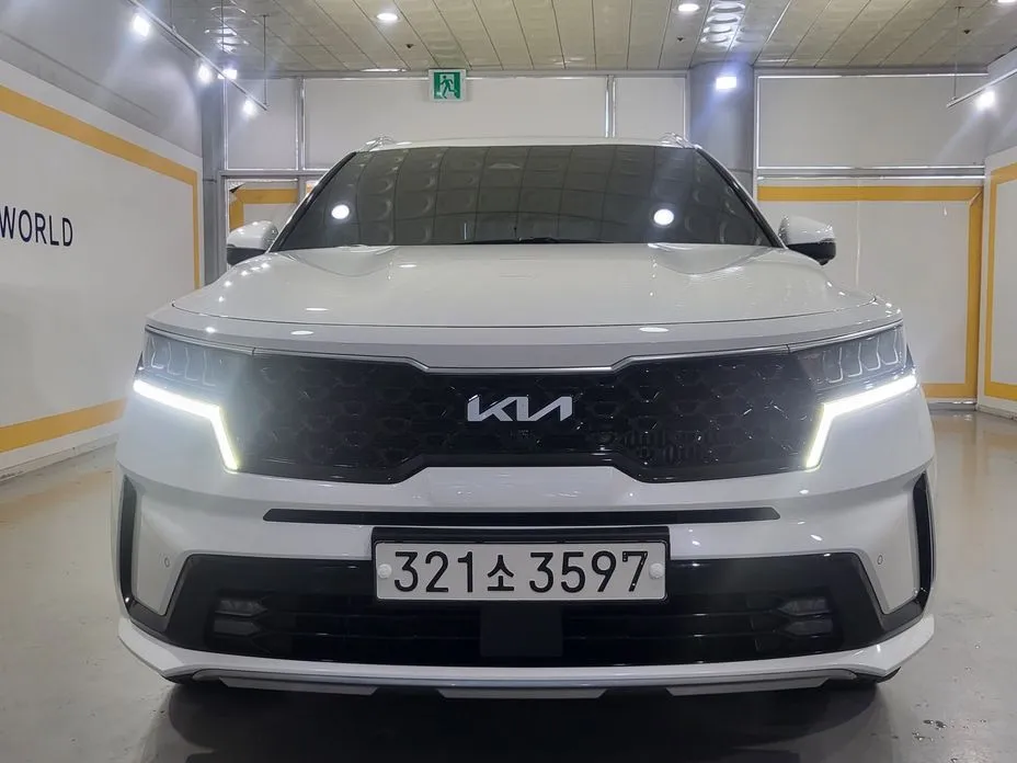 Kia Sorento — фото 5