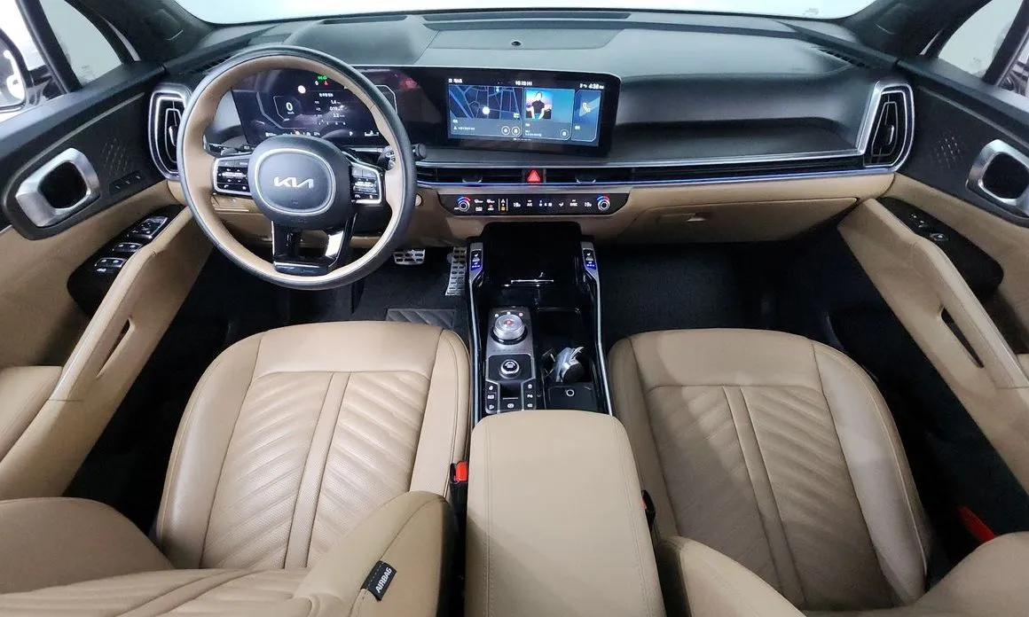 Kia Sorento — фото 8