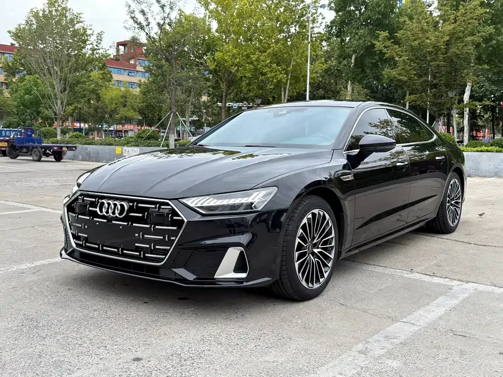 Audi A7L — фото 10