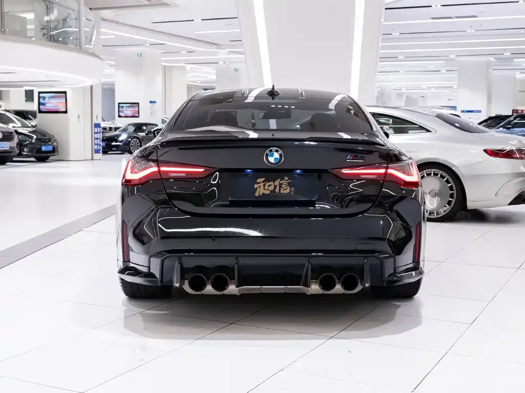 BMW M4 — фото 3
