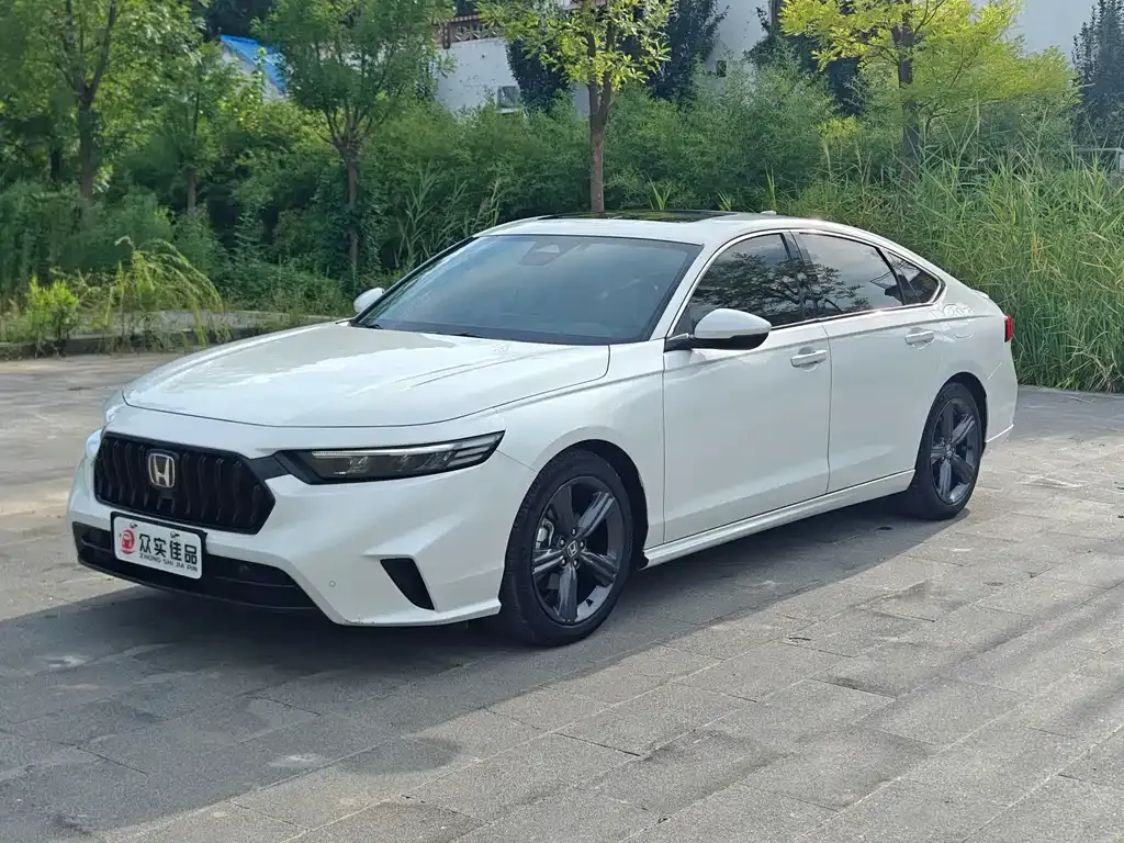 Honda Inspire — фото 1