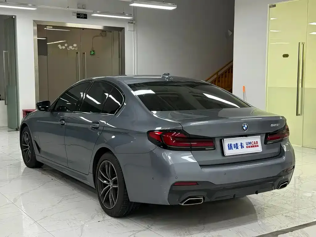 BMW 5 Series (Import) — фото 3