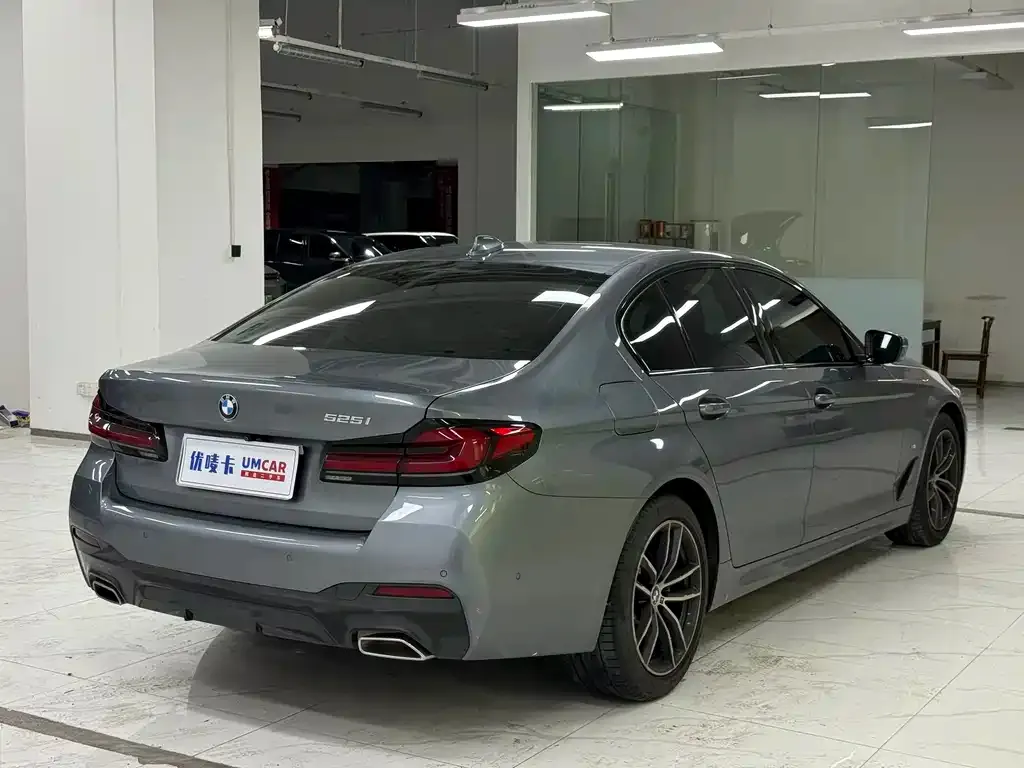 BMW 5 Series (Import) — фото 5