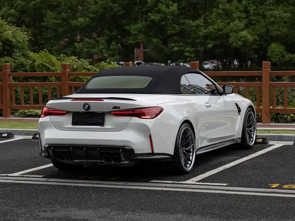 BMW M4 — фото 4