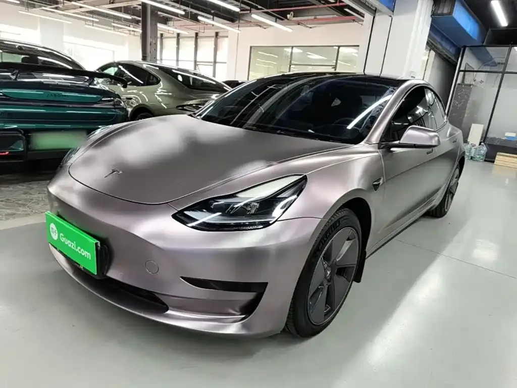 Tesla Model 3 — фото 3