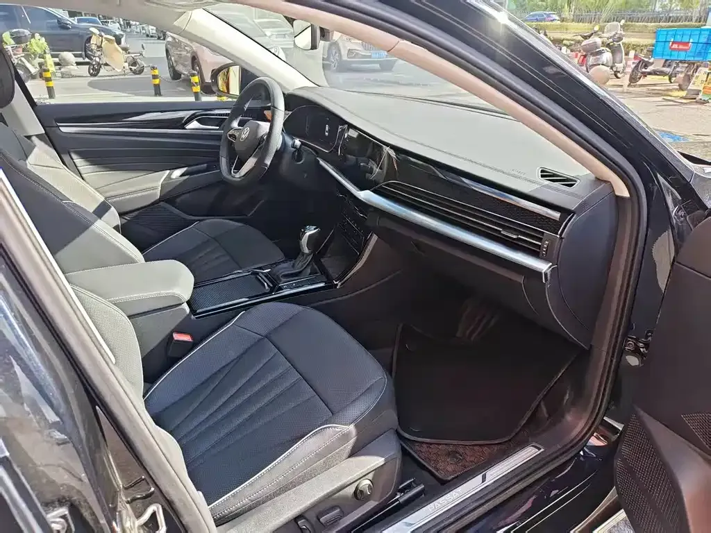 Volkswagen Passat — фото 2