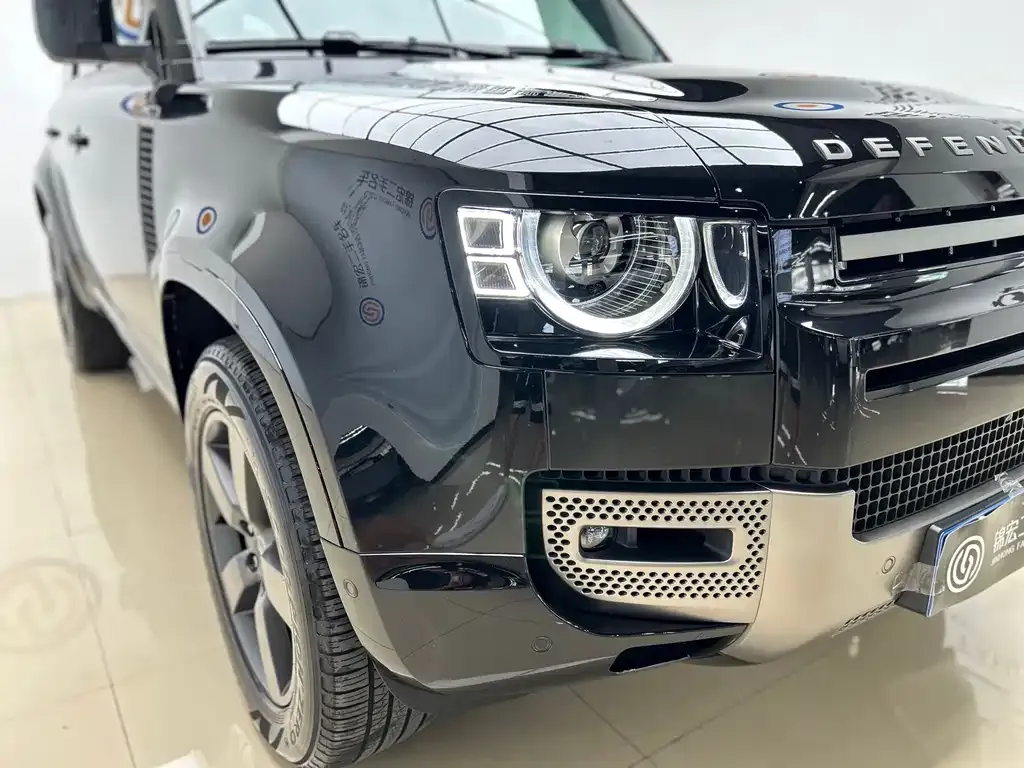 Land Rover Defender — фото 2