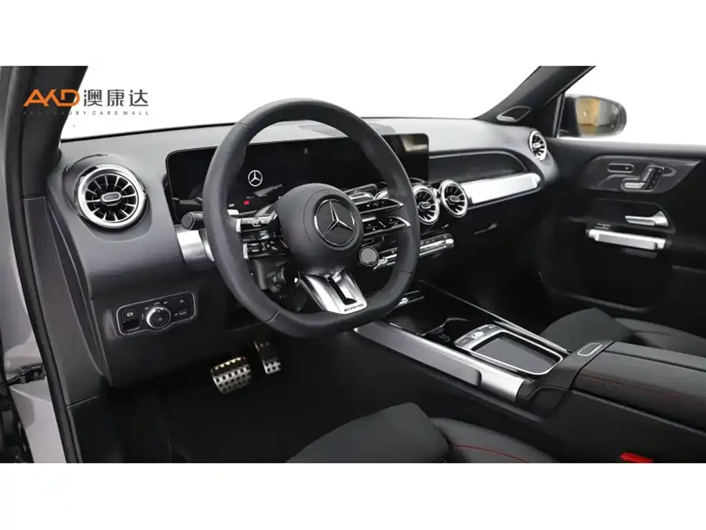 Mercedes-Benz GLB AMG — фото 3