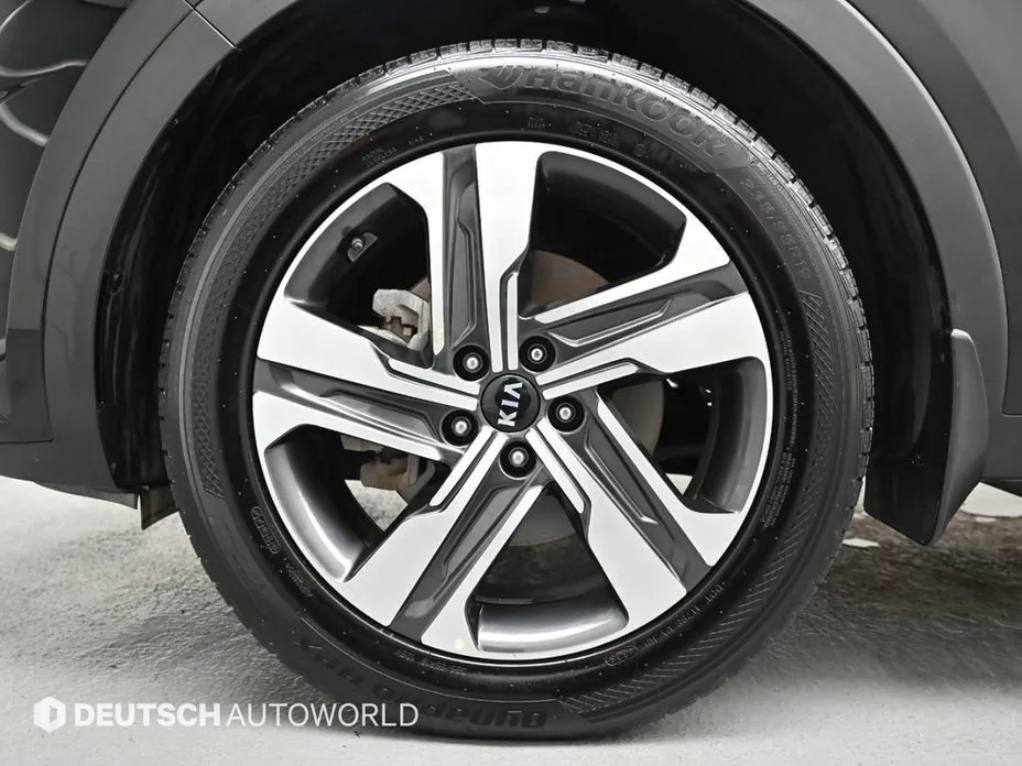 Kia Sorento — фото 10