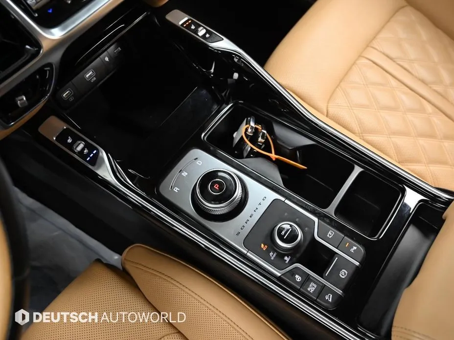 Kia Sorento — фото 7
