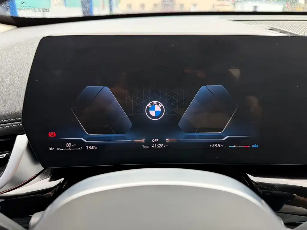 BMW X1 — фото 2