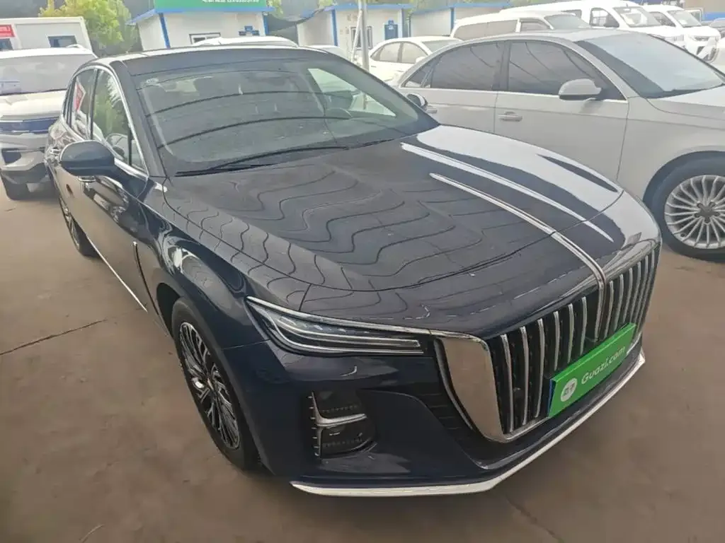 Hongqi H5 — фото 10
