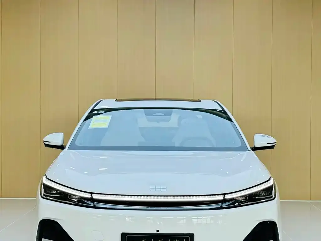 Geely Galaxy A7 EM — фото 2