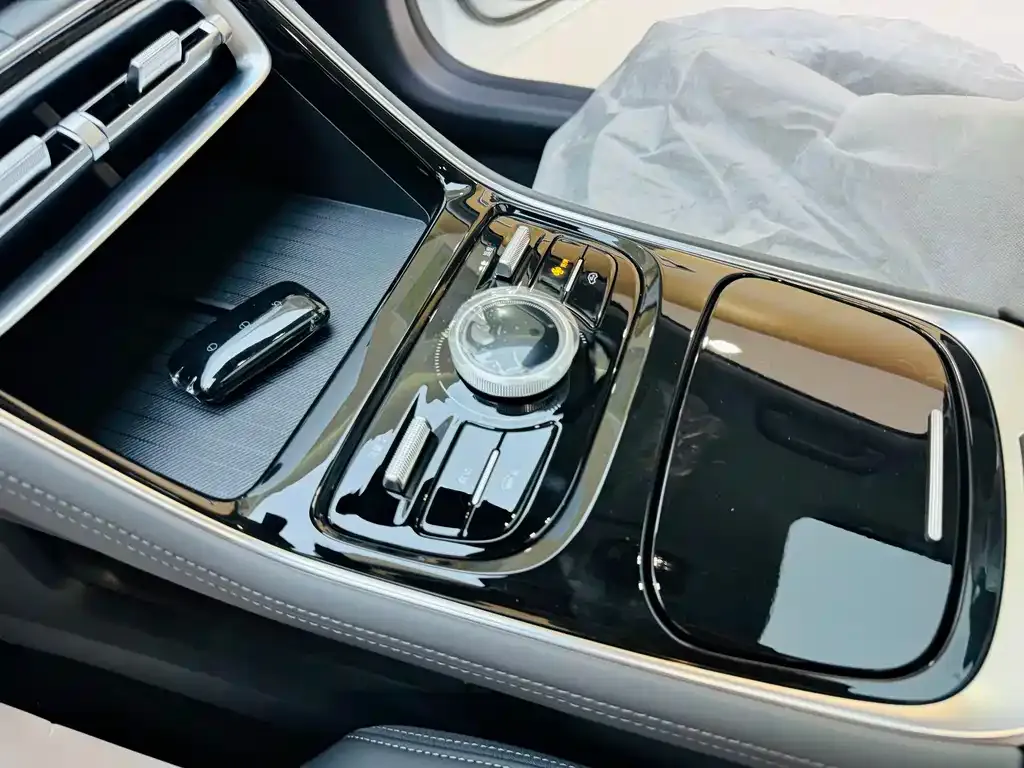 Geely Galaxy A7 EM — фото 8