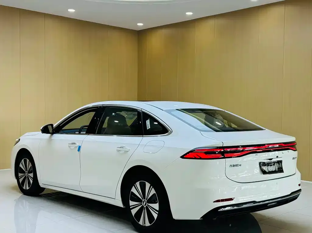 Geely Galaxy A7 EM — фото 6