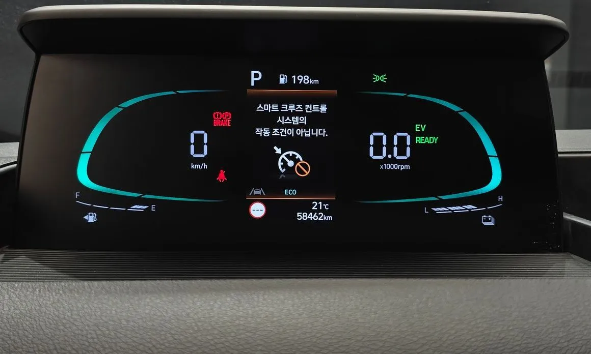 Hyundai Staria — фото 4