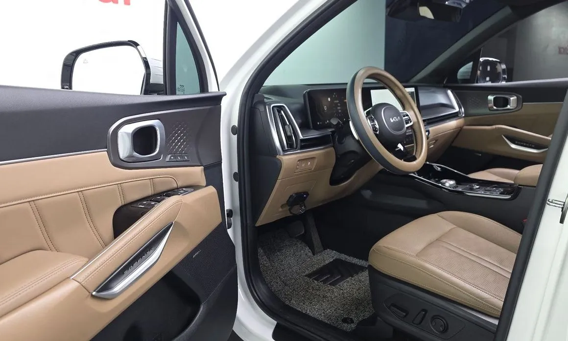 Kia Sorento — фото 8