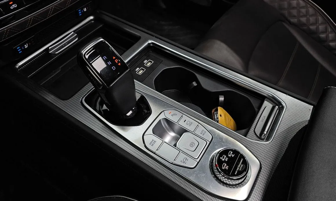 KG Mobility (Ssangyong) Rexton — фото 7