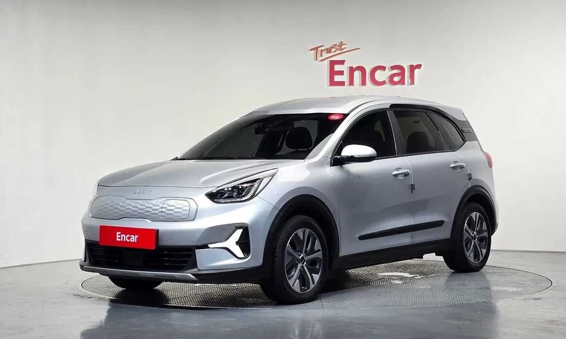 Kia Niro — фото 1