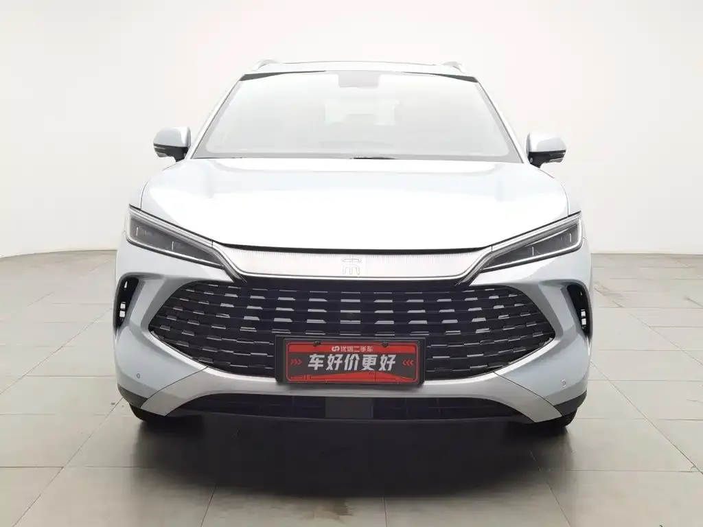 BYD L DM-i — фото 7