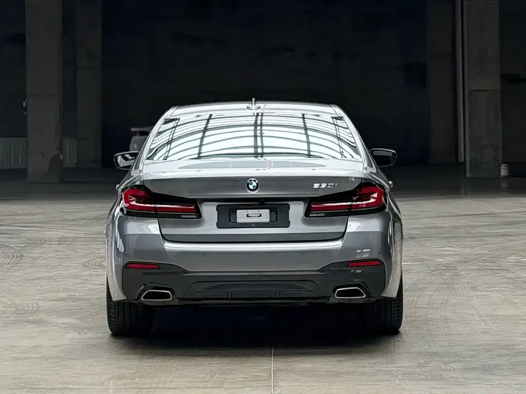 BMW 5 Series (Import) — фото 4