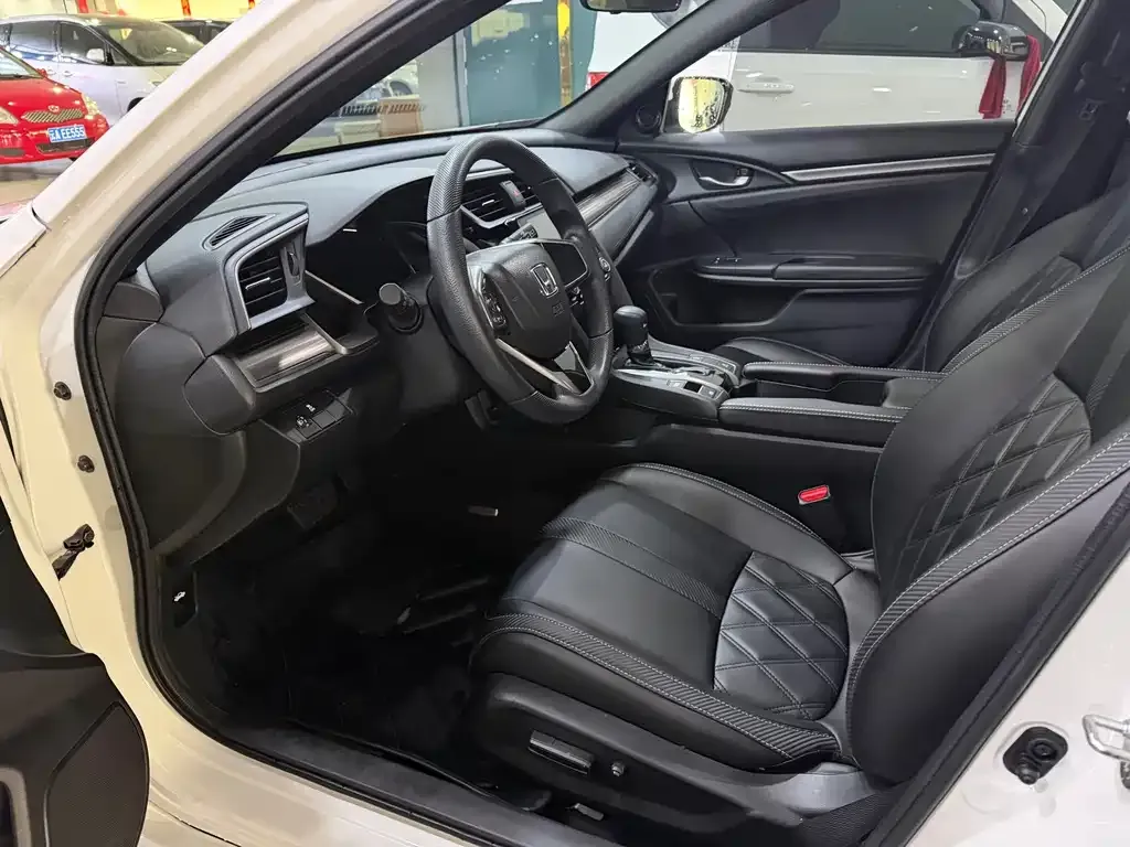 Honda Civic — фото 3