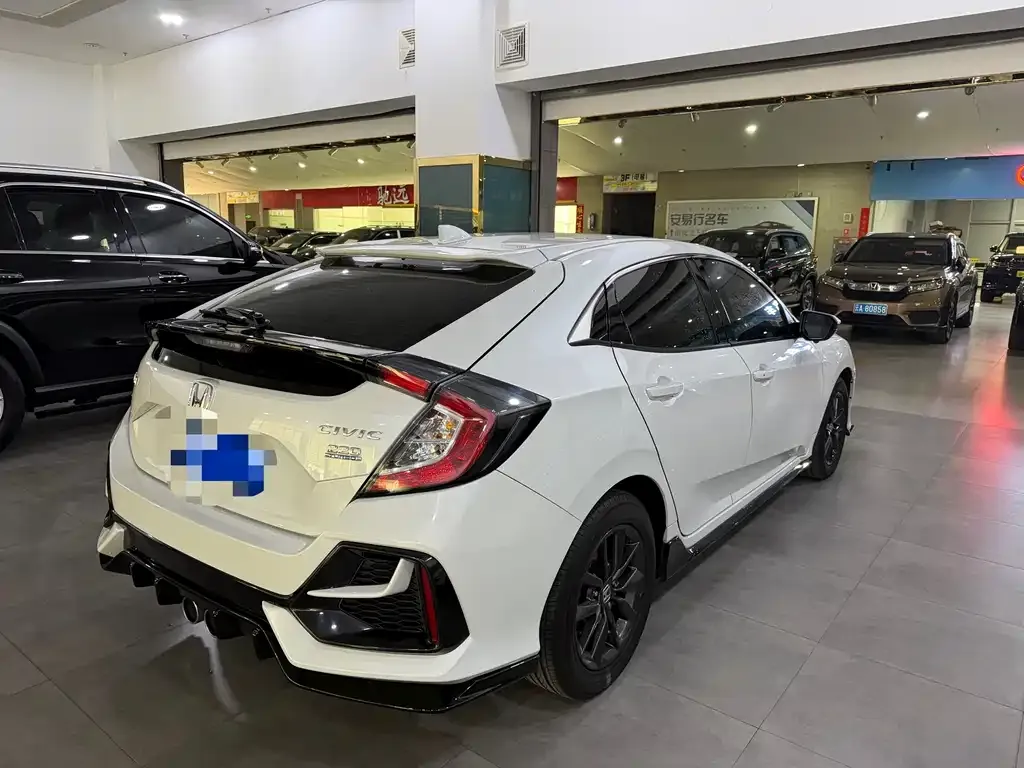 Honda Civic — фото 8