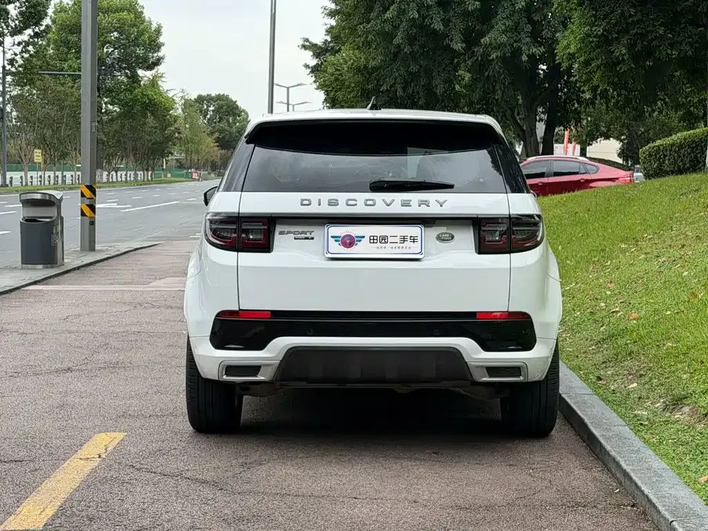 Land Rover Discovery Sport — фото 10