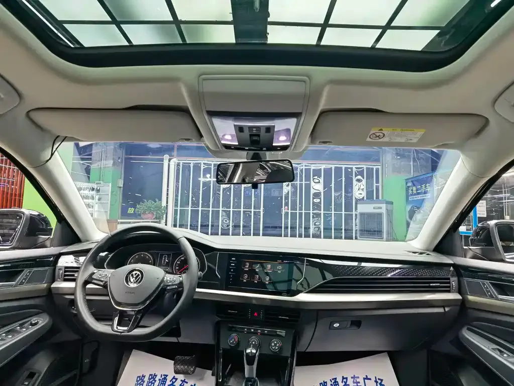 Volkswagen Passat — фото 7