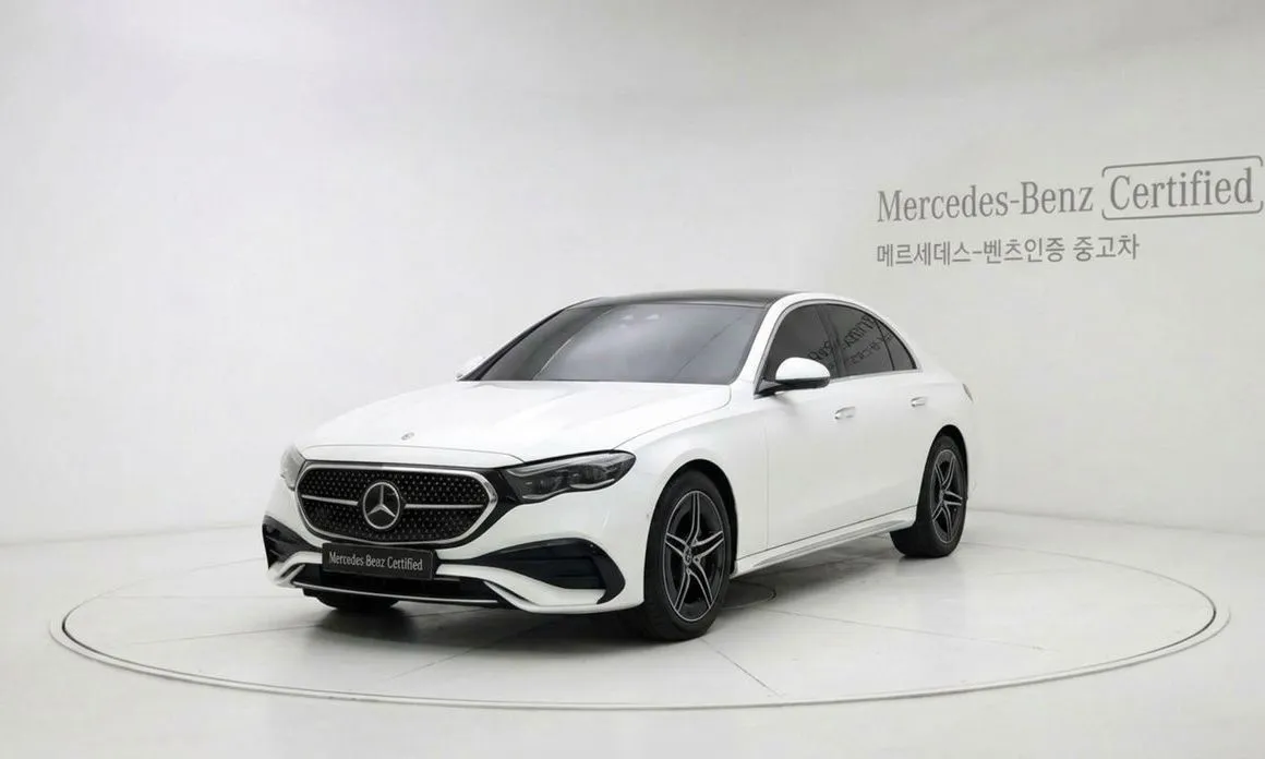 Mercedes-Benz E-Class — фото 1