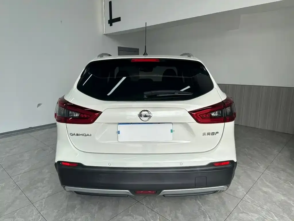 Nissan Qashqai — фото 3
