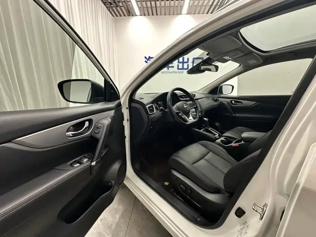 Nissan Qashqai — фото 8